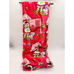 Strawberry Shortcake Plush Throw Blanket 50x70 Kids Super Soft